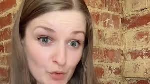 Po operaciji kolka je dobila navodila za pravilni spolni odnos