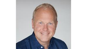 UMPG signs Grammy Award winner Dave Cobb to global publishing deal