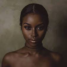 Middle Part Low Bun Is Perfect For These Rainy Snowy Days Besides Me Who Can T Wait For Warmer Weather Dark Skin Beauty Beautiful Dark Skin Beauty Portrait