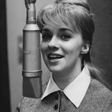 The Queen of Country Music Discussion