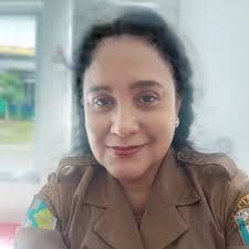 Nunu Datau waktu kecil kenes judes2... Kesininya peran kek dia diganti Amel  Carla.. udah gedenya mereka berdua cantikkk bener.. kecilnya juga cuby2  cantik