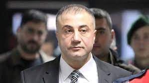 Sedat peker ile ilgili birçok şey yazılıyor, çiziliyor. Sedat Peker Yakalandi Iddiasi Sedat Peker Yakalandi Mi Sedat Peker Nerede Takvim