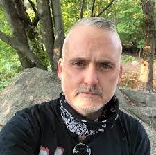 Steven Carol's Instagram, Twitter & Facebook