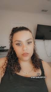 Veronica Poindexter's Instagram, Twitter & Facebook