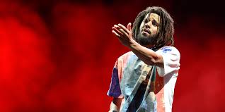 Cole is the first rapper in 25 years to have an album go platinum without any big guest collaborators. Zvipt5olfgivrm