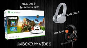 Top headphones with the best quality, design, sound, microphones. Xbox One S Unboxing 2 Headset Youtube