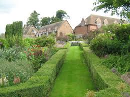 English Garden It S Perfect English Garden Beautiful Gardens Estate Garden