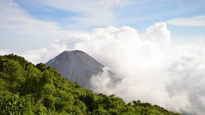 Ein facettenreiches land mit vielen sehenswürdigkeiten. El Salvador Reisen Vulkanseen Markte Strande A E Erlebnisreisen