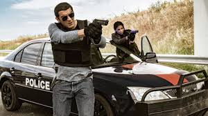 Jun 08, 2021 · pour faire face à cette figure du film d'action, le réalisateur fait appel à plusieurs acteurs français comme alban ivanov (la vie scolaire), patrick timsit (un indien dans la ville) et eric judor (la tour montparnasse infernale). Netflix Mise Sur Les Films Et Les Series D Action Made In France