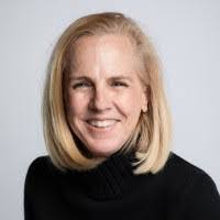 Lisa Danforth's Instagram, Twitter & Facebook