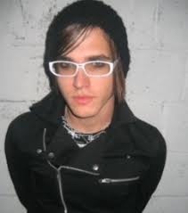 Does anyone know what type of glasses Mikey wears here? :  r/MyChemicalRomance