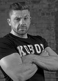 Daniel Badu's Instagram, Twitter & Facebook