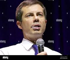 South Bend, Indiana, USA. 11th Jan, 2019. Notre Dame defenseman Andrew  Peeke (22) skates with the puck as Minnesota defenseman Ben Brinkman (4)  back checks during NCAA Hockey game action between the