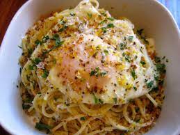 Garlic Lemon Spaghetti With Fried Egg Lemon Spaghetti Food Fried Egg