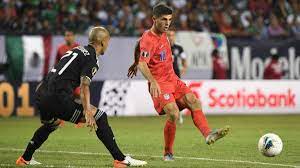 And right on cue, both pulisic and reyna get on the ball near the mexico box, but el tri defenders block and clear the danger. Usmnt Vs Mexico Player Grades Christian Pulisic Other Usa Stars Quiet In Gold Cup Final Loss To Mexico Cbssports Com