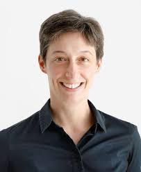 Vanessa Poe's Instagram, Twitter & Facebook