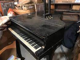 Lindeman Sons Baby Grand Pianos Bigiron Auctions