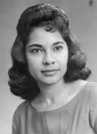 Maria Davis Obituary