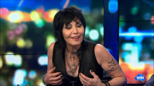 Late late show music guest joan jett and the blackhearts perform a cover of the t. Joan Jett Live Talking Sex Rock N Roll In The 70 S 80 S Jan 22 2019 Youtube