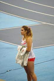 Ale pojawiają się też opinie, że jej wielki talent sportowy może gdzieś się. Maria Andrejczyk Polish Speerwerfer Redaktionelles Foto Bild Von Spur Markierungsfahne 80854946