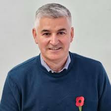 How to pick the best colour for a front door in 2024