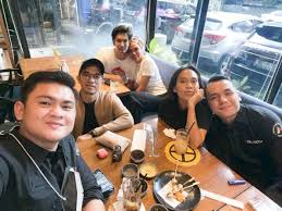 Изучайте релизы dimas beck на discogs. Nikita Mirzani Bersandar Mesra Di Bahu Dimas Beck Netizen Go Public Ya Bun Indozone Id