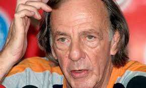 Get-well wishes to Argentina's El Flaco whose football moved the world