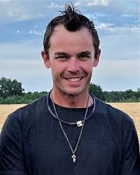 Kelly Debord's Instagram, Twitter & Facebook