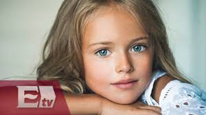 Kristina Pimenova Es Considerada La Nina Mas Guapa Del Mundo Entre Mujeres Youtube