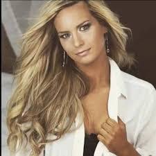 Lauren Cole's Instagram, Twitter & Facebook