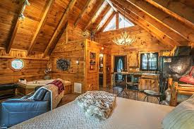 Maybe you would like to learn more about one of these? Best Gatlinburg Airbnb Top Cabins With Hot Tubs For 2021 The Wanderlust Within