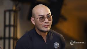 Deddy corbuzier on wn network delivers the latest videos and editable pages for news & events, including entertainment, music, sports, science and more, sign up and share your playlists. Video Podcast Deddy Corbuzier Terhapus Secara Misterius Netizen Ini Beri Kesaksian Isi Konten Tribunnews Com Mobile
