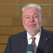 "Mich ermutigt, dass Menschen auf die Straße gehen und für die Demokratie  eintreten"