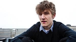 He is the youngest of three children of scott burnham, a construction company owner, and patricia, a hospice. American Comedian Cum Actor Bo Burnham Is A Millionaire More Details Here Haleysheavenlyscents