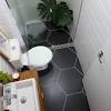 They are sometimes called guest bathrooms or halfbaths. Https Encrypted Tbn0 Gstatic Com Images Q Tbn And9gcqd4f9xwphihzma5f Zyxkacfen97anvh170txw67purekbgcjc Usqp Cau