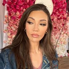 Shannon Payne's Instagram, Twitter & Facebook