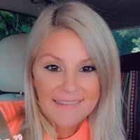 Holly Greer's Instagram, Twitter & Facebook