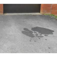 Oil stains on an asphalt driveway are unsightly, plus you may track oil into the house or the car. Oil Stain Remover For Tarmac Remove Oil From Tarmac Asphalt Smartseal