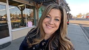 Decorating the Windows at the Garden Center for Christmas! 🎄 ❤️🎅