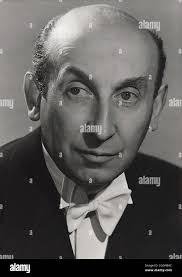 Mischa spoliansky hi-res stock photography and images