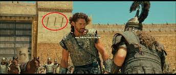 Bei harry potter und die kammer des schreckens ist bei der szene mit dem verteidigungskurs mit harry und draco ein kameramann links im bild zu sehen. Troja Schatten Troja Filmfehler Wir Sehen Alles