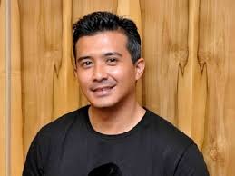 Kau yang satu full movie kepala bergetar. Aaron Aziz To Direct His Second Movie News Features Cinema Online