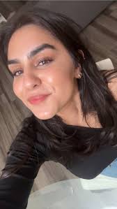 I'm bored, anyone want to chill?