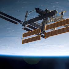 Die nicht mehr ganz so internationale raumstation. Internationale Raumstation Iss Crew Behebt Probleme Astronauten Wieder In Sicherheit Panorama