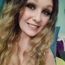 Amber Tipton's Instagram, Twitter & Facebook