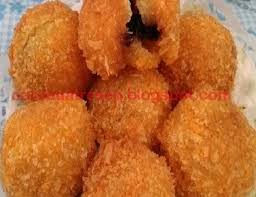 Cara membuat donat kentang tanpa ragi dan tanpa oven berikut ini cara membuat donat kentang empuk dan mengembang sempurna yang dijabarkan oleh executive chef hotel santika taman mini indonesia indah, riduan sani kepada kompas.com , rabu (13/5/2020). Cara Membuat Tape Goreng Crispy Isi Coklat Resep Masakan Indonesia