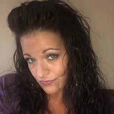 Danielle Lott's Instagram, Twitter & Facebook