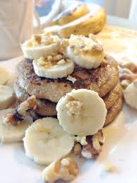 Jun 09, 2020 · healthy chocolate banana bread made with almond flour and sweetened only with bananas and a touch of pure maple syrup. Banana Bread Protein Pancakes Dishing Out Health