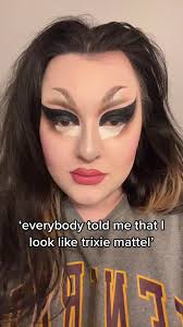 whehehe dolly parton kitten heels #trixiemattel #rpdr #piss