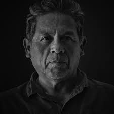 Enrique Botello. @harrybotello Fotógrafo, gestor cultural y compa de  Ensenada. #retrato #ensenada #compa